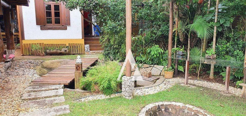 Casa, 3 quartos, 220 m² - Foto 3