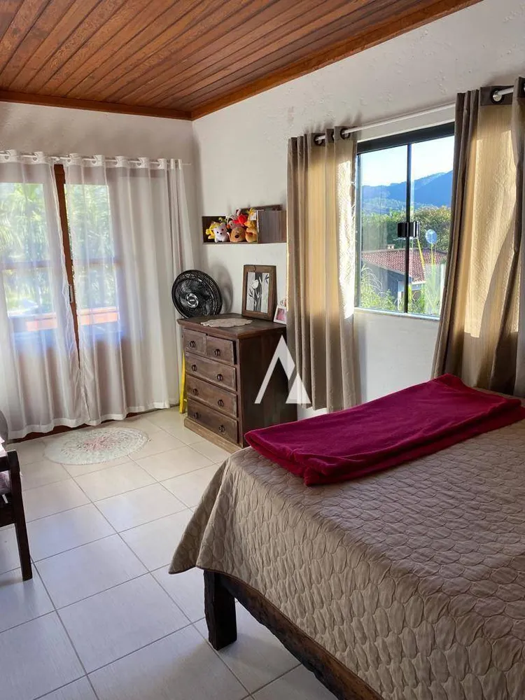 Casa, 3 quartos, 190 m² - Foto 8
