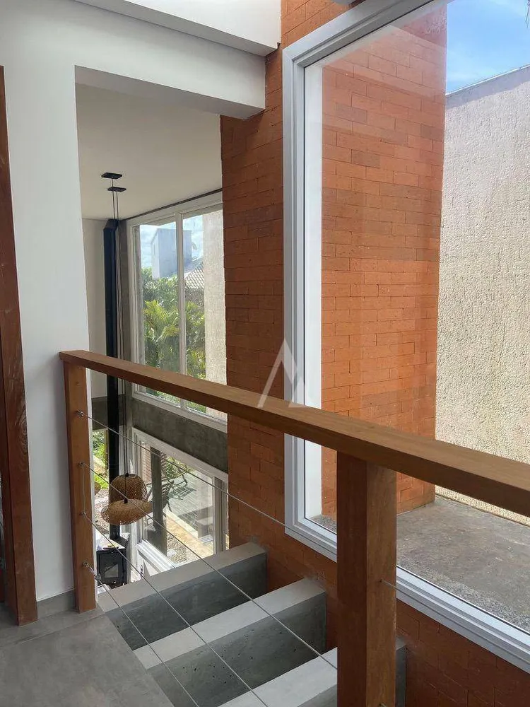 Casa, 3 quartos, 243 m² - Foto 4