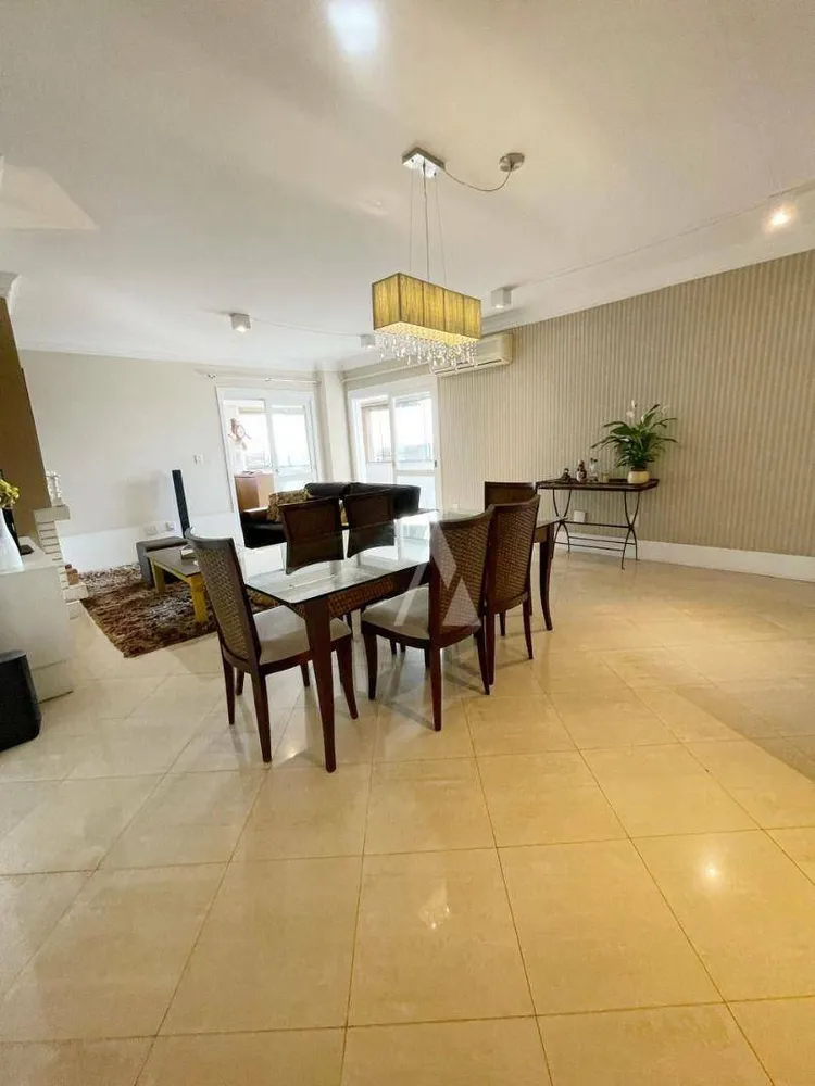 Apartamento, 3 quartos, 142 m² - Foto 2