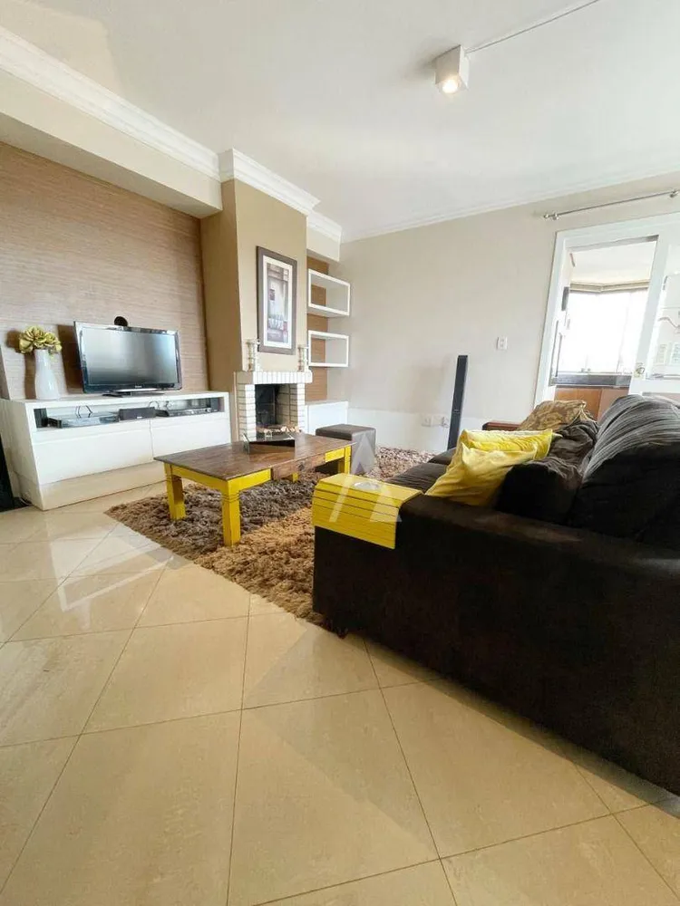 Apartamento, 3 quartos, 142 m² - Foto 1