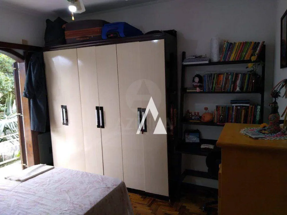 Casa, 3 quartos, 286 m² - Foto 1