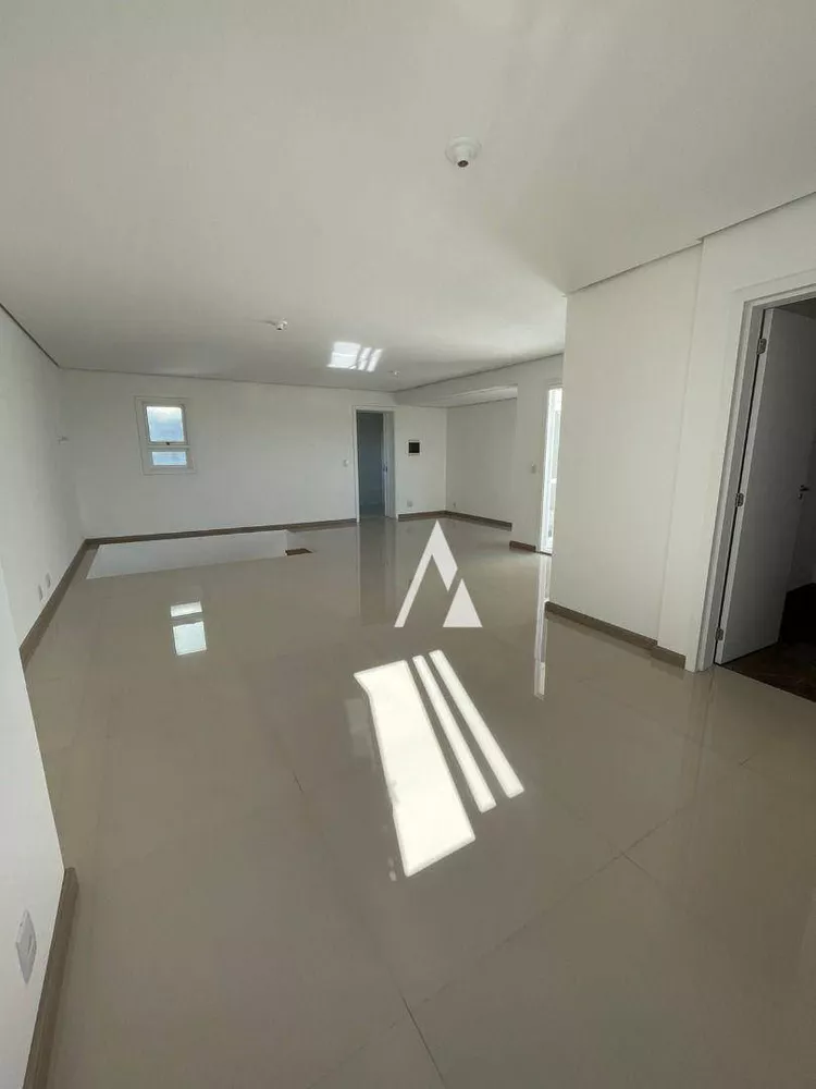 Cobertura, 3 quartos, 221 m² - Foto 24