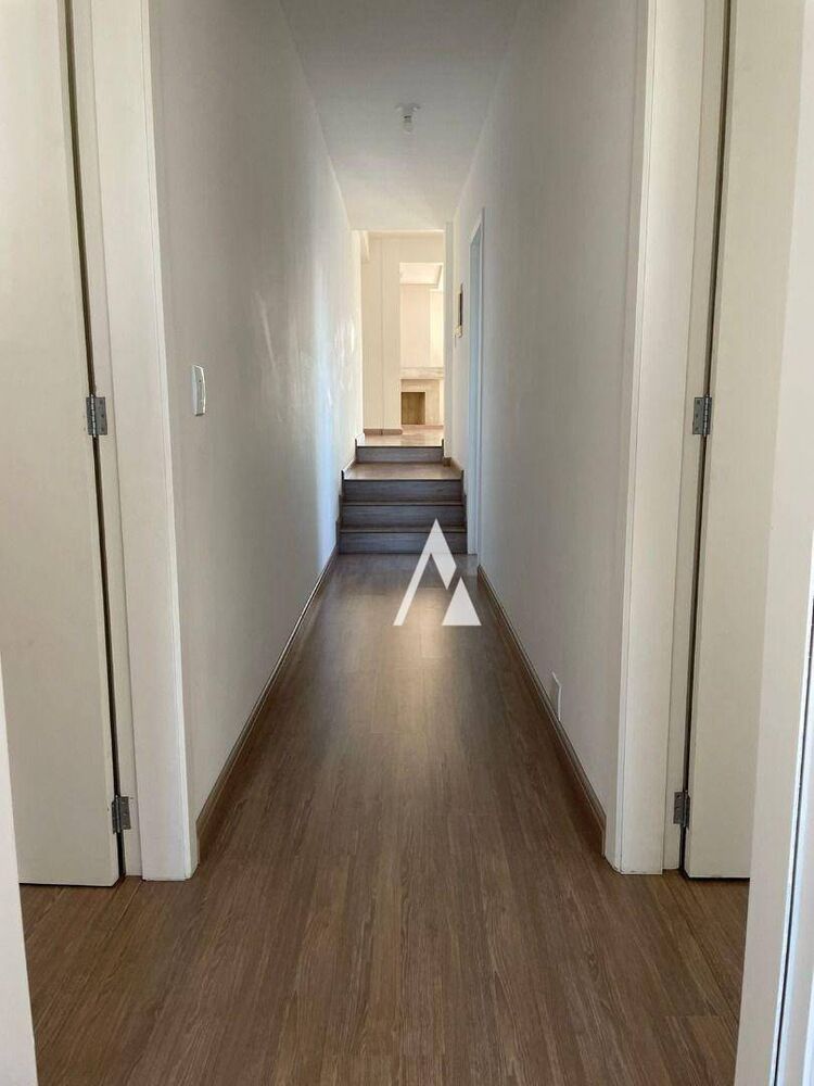 Cobertura, 3 quartos, 221 m² - Foto 4