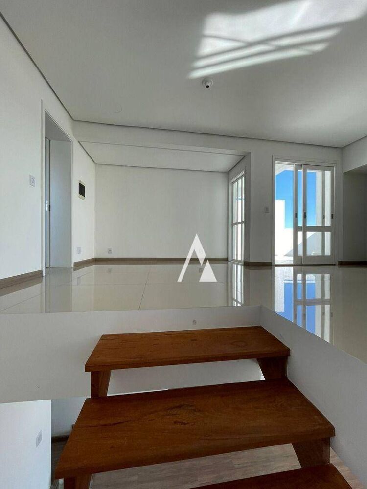 Cobertura, 3 quartos, 221 m² - Foto 9