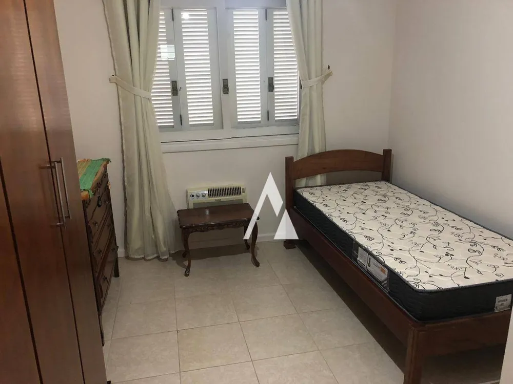 Casa, 3 quartos, 226 m² - Foto 4