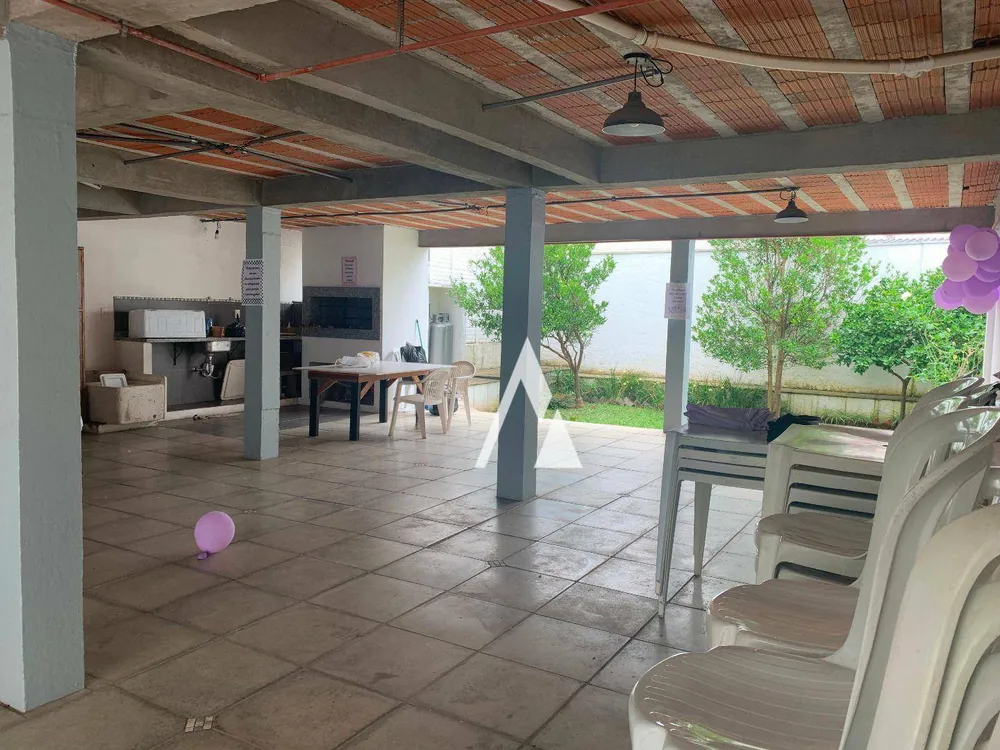 Casa, 3 quartos, 226 m² - Foto 1