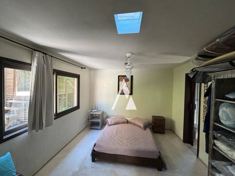 Casa, 3 quartos, 231 m² - Foto 3