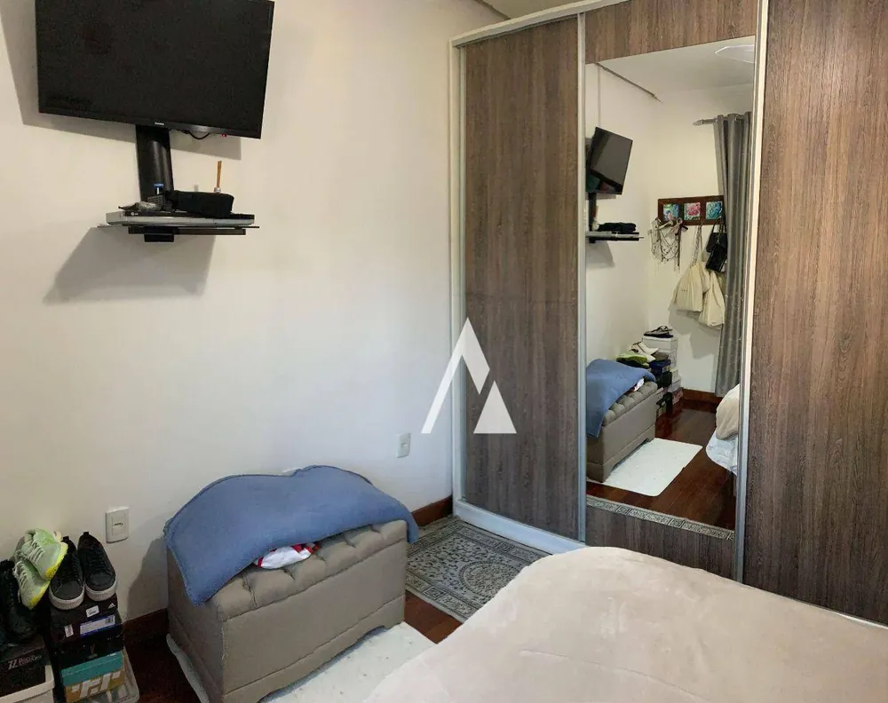 Casa, 5 quartos, 396 m² - Foto 2