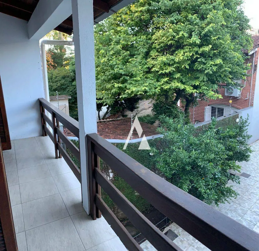 Casa, 5 quartos, 396 m² - Foto 1