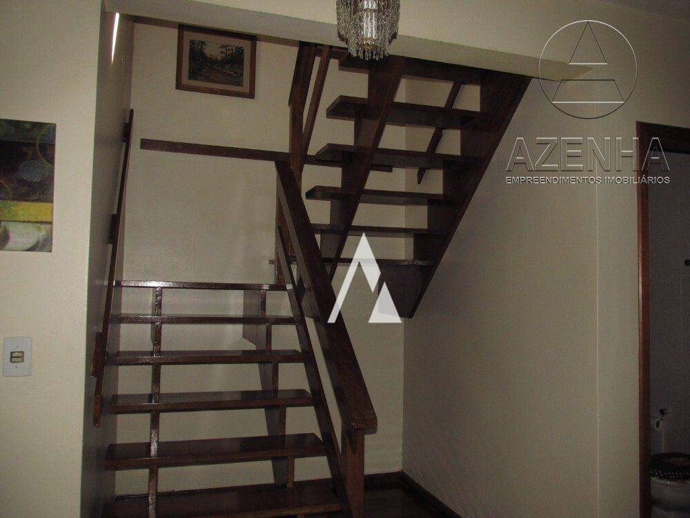 Casa à venda com 3 quartos, 350m² - Foto 4