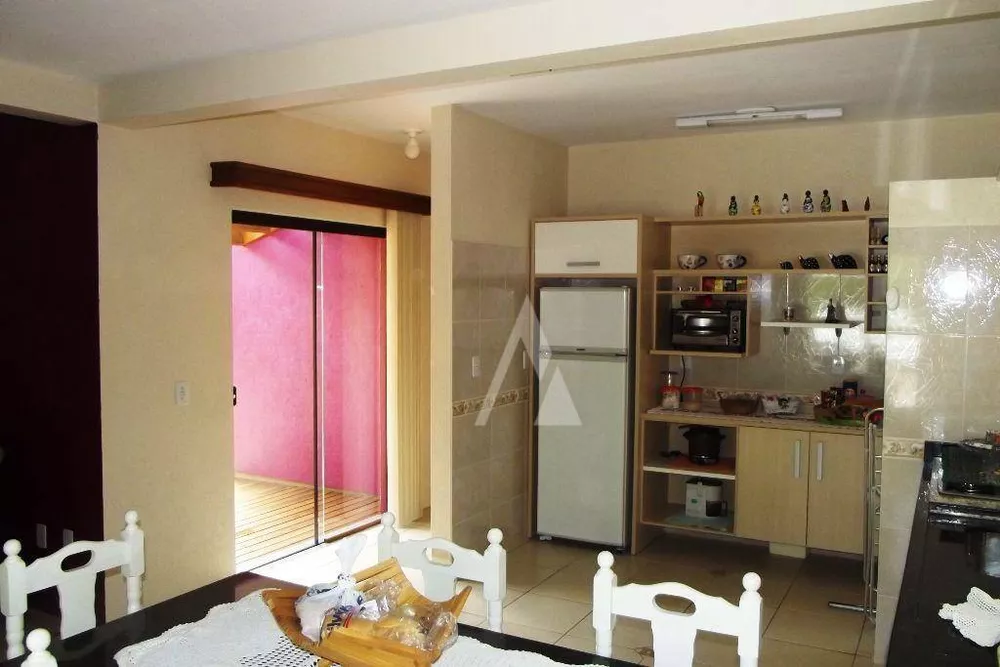 Casa, 3 quartos, 160 m² - Foto 2