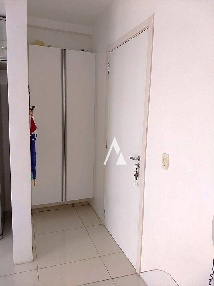 Apartamento à venda com 2 quartos, 52m² - Foto 2