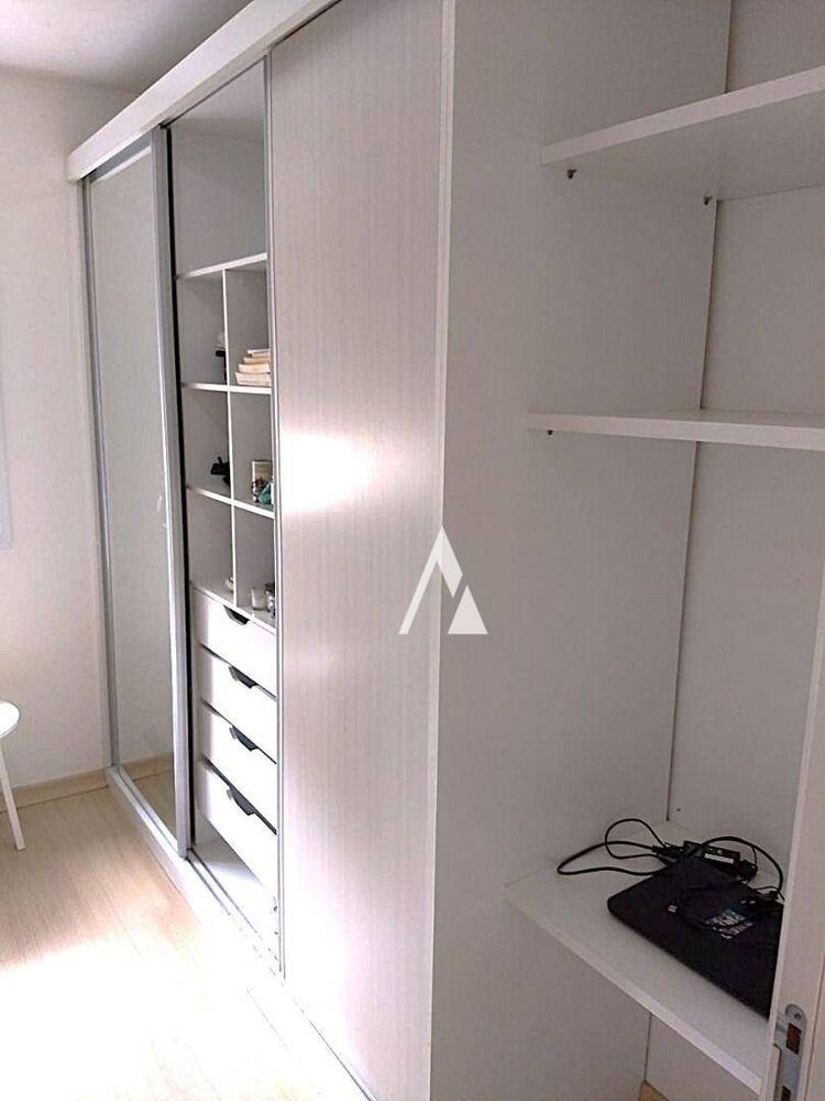 Apartamento à venda com 2 quartos, 52m² - Foto 5