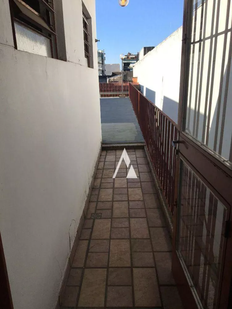 Casa, 5 quartos, 265 m² - Foto 6