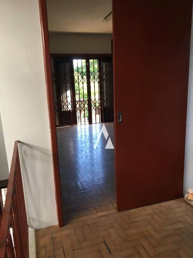 Casa, 5 quartos, 265 m² - Foto 14