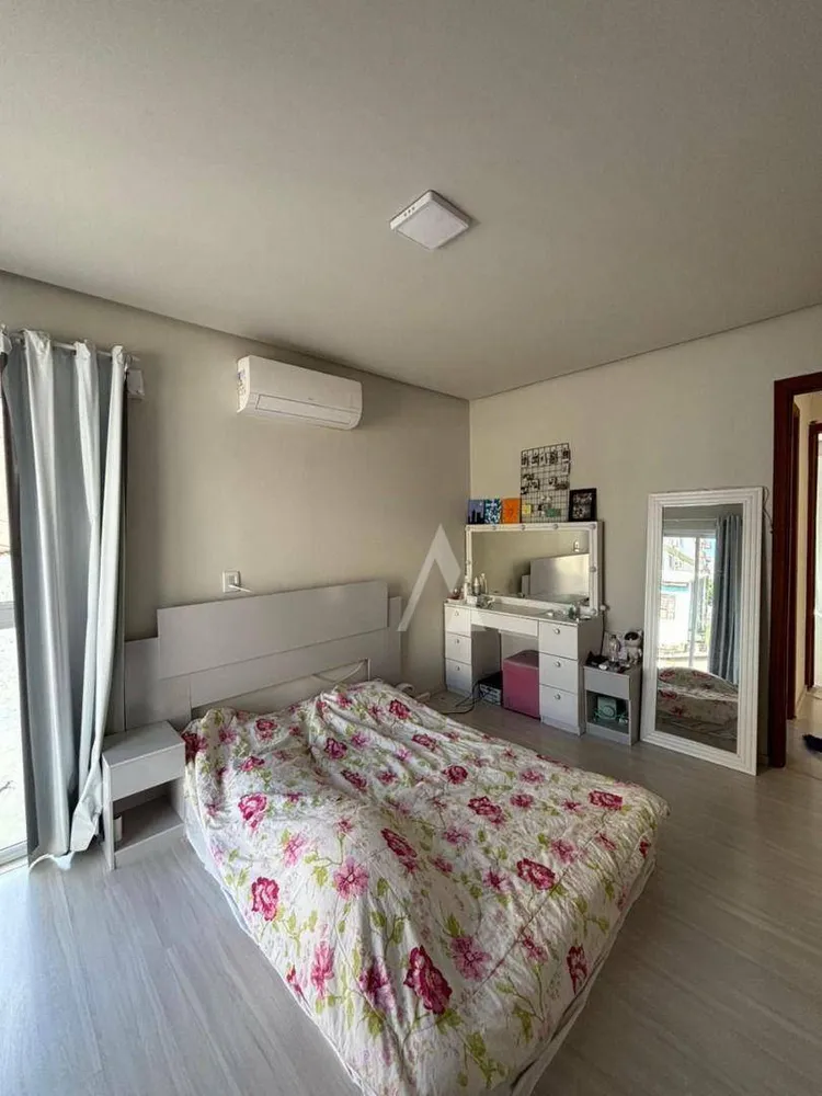 Casa, 3 quartos, 164 m² - Foto 5