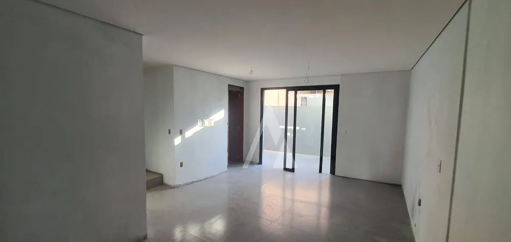 Casa, 2 quartos, 67 m² - Foto 1