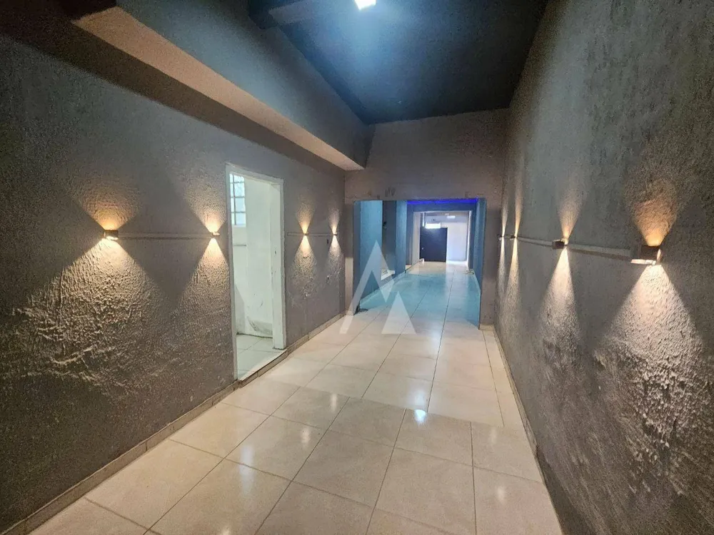 Casa, 3 quartos, 229 m² - Foto 6