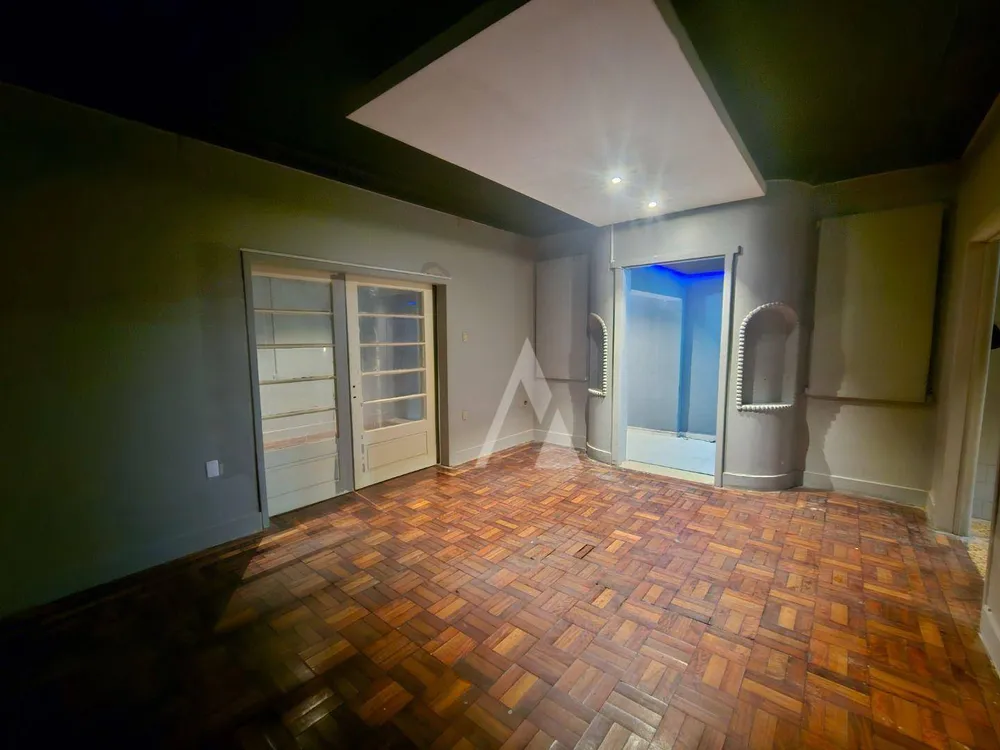 Casa, 3 quartos, 229 m² - Foto 6