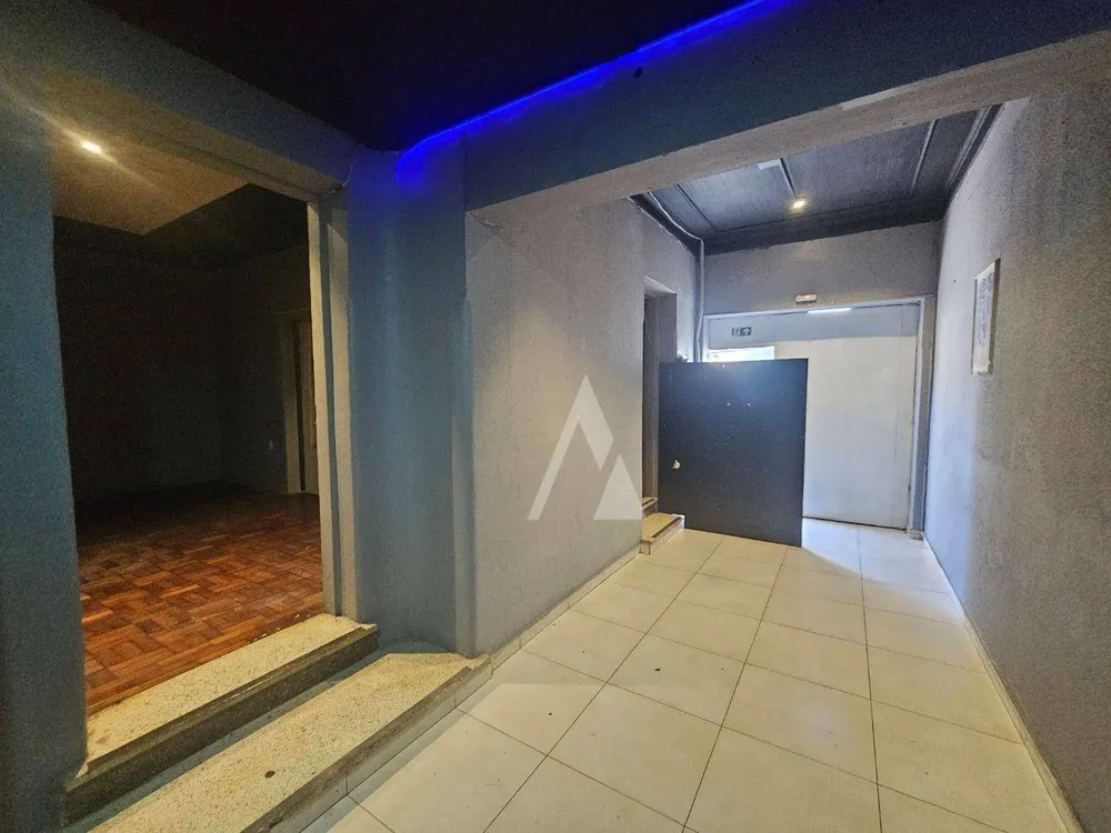 Casa, 3 quartos, 229 m² - Foto 5