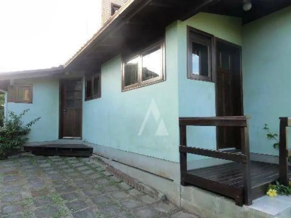 Casa, 8 quartos, 266 m² - Foto 4
