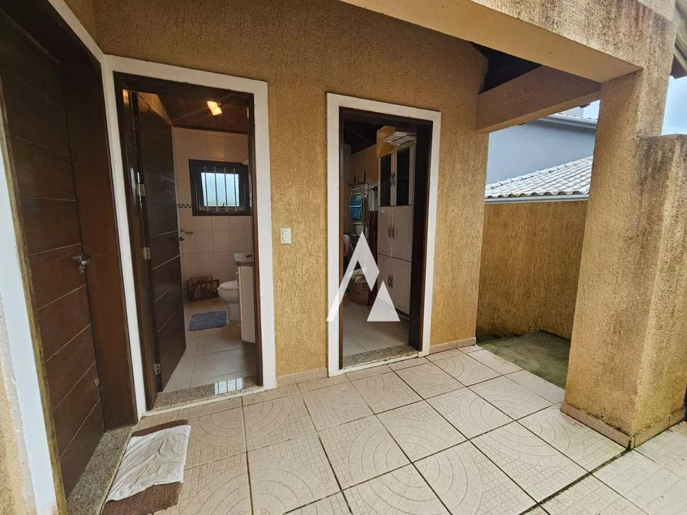 Casa, 3 quartos, 236 m² - Foto 6