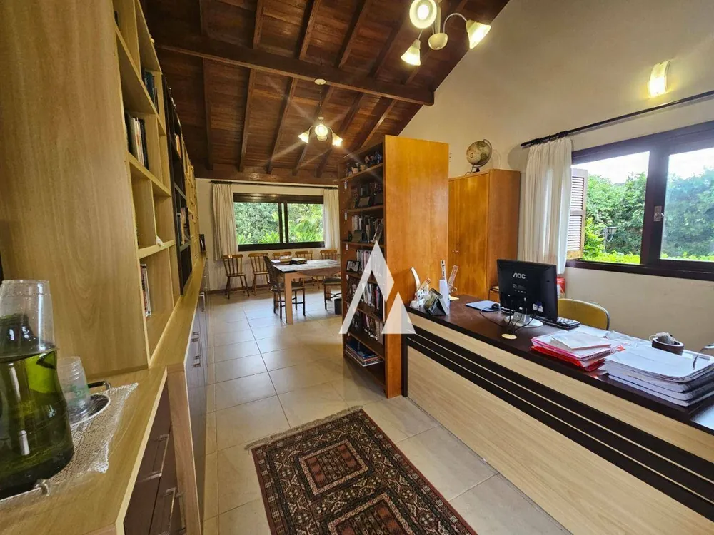 Casa, 3 quartos, 236 m² - Foto 14