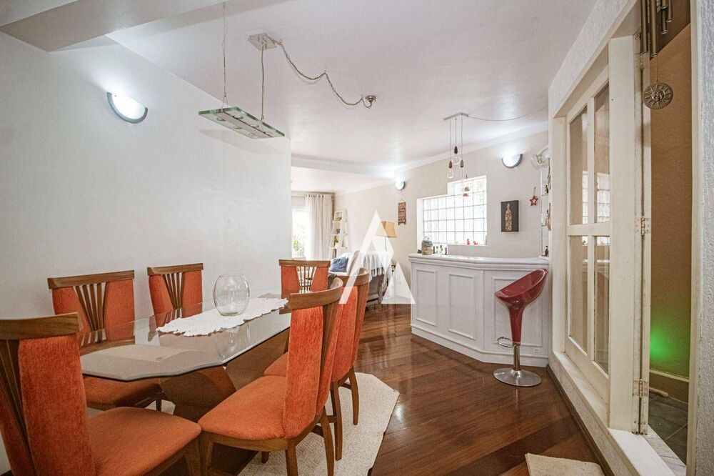 Casa, 3 quartos, 306 m² - Foto 1