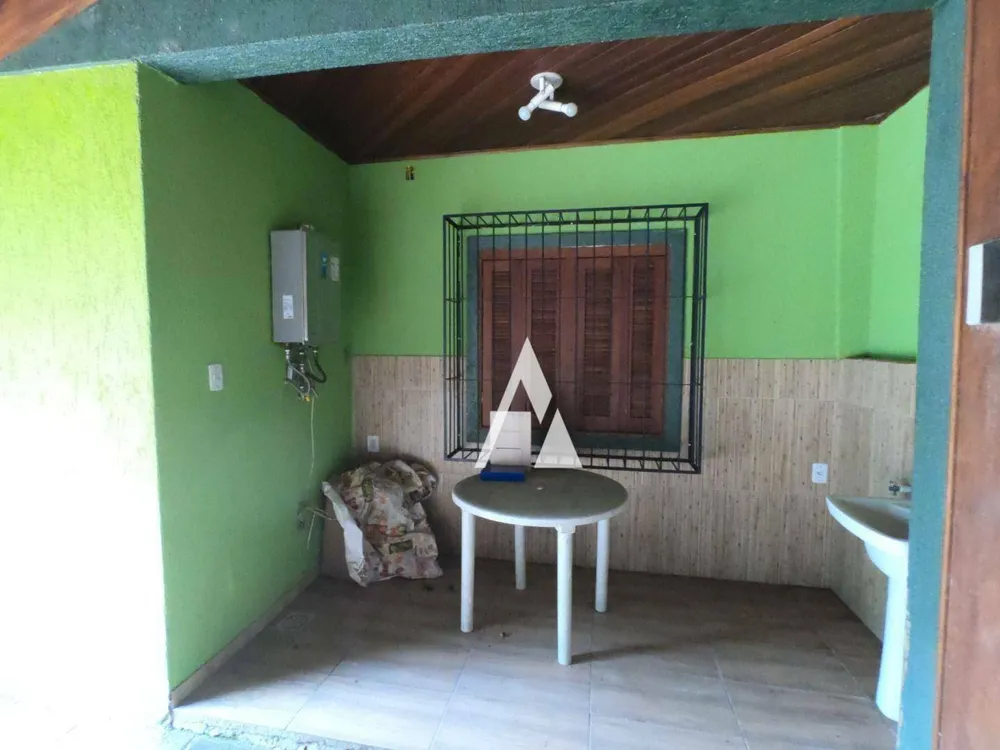 Casa, 4 quartos, 269 m² - Foto 2
