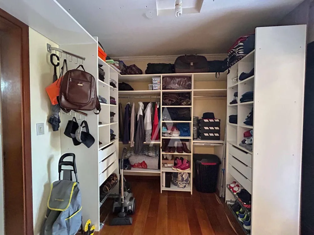Casa, 3 quartos, 282 m² - Foto 11
