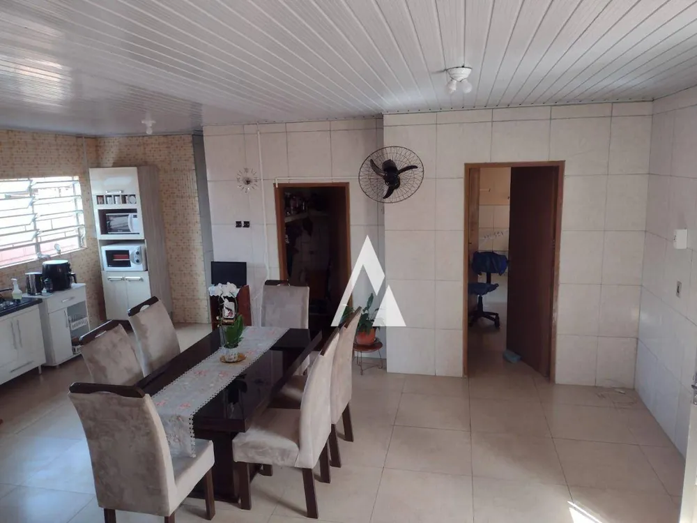 Casa, 3 quartos, 184 m² - Foto 2