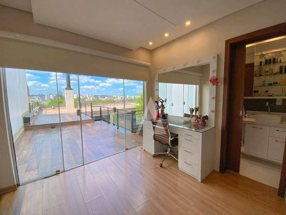 Casa, 3 quartos, 284 m² - Foto 6