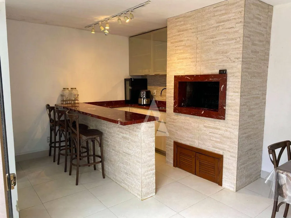 Casa, 3 quartos, 284 m² - Foto 12