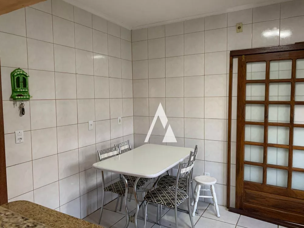Casa, 4 quartos, 217 m² - Foto 13