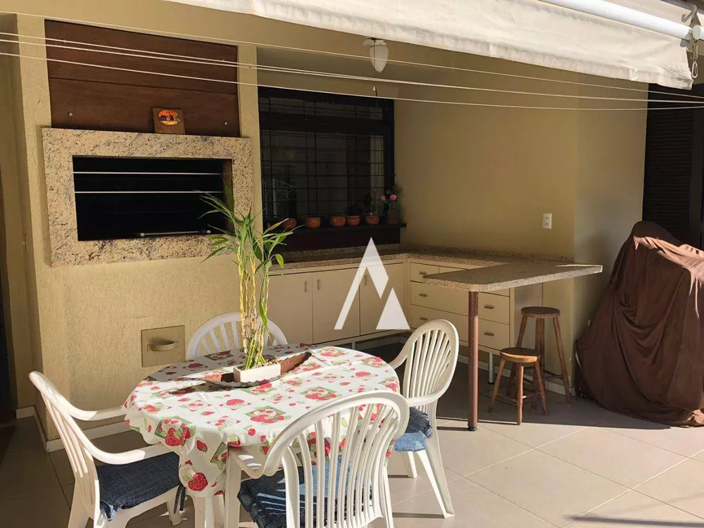 Casa, 4 quartos, 235 m² - Foto 37