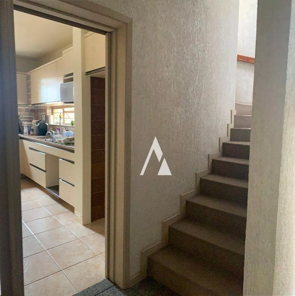 Casa, 4 quartos, 235 m² - Foto 19