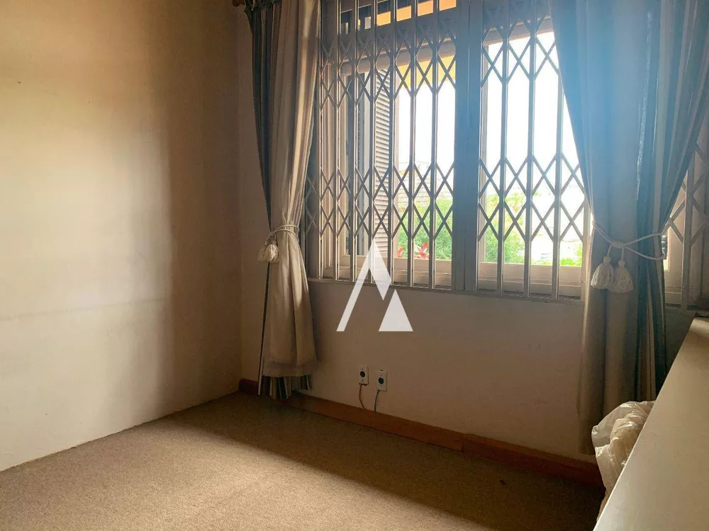 Casa, 4 quartos, 235 m² - Foto 32