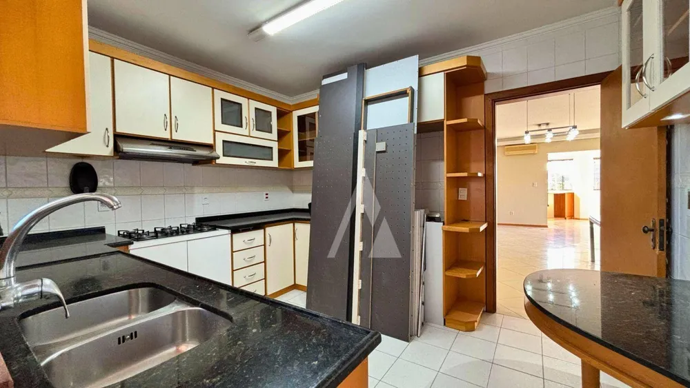 Apartamento, 3 quartos, 139 m² - Foto 1