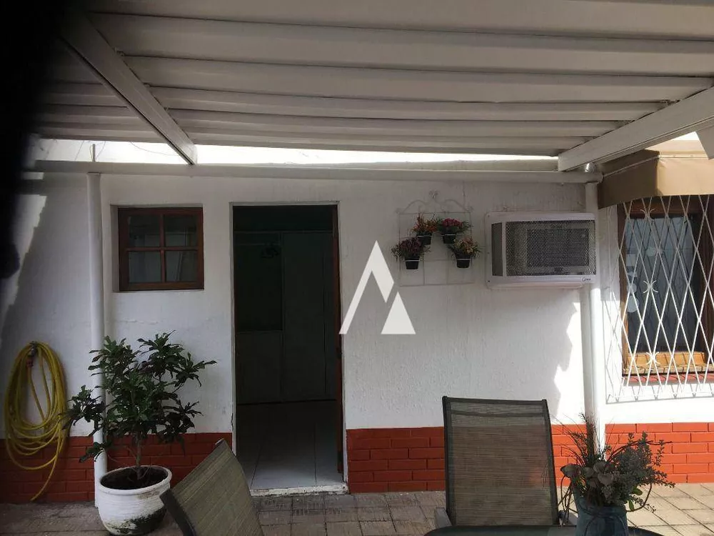 Casa, 3 quartos, 217 m² - Foto 24