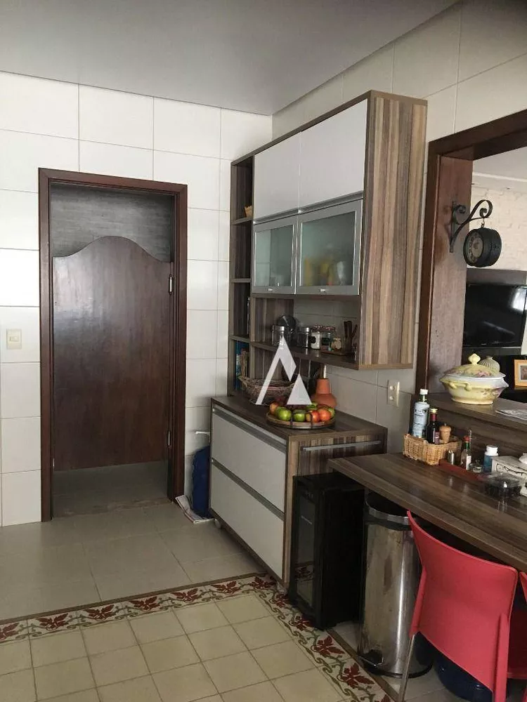 Casa, 3 quartos, 217 m² - Foto 7