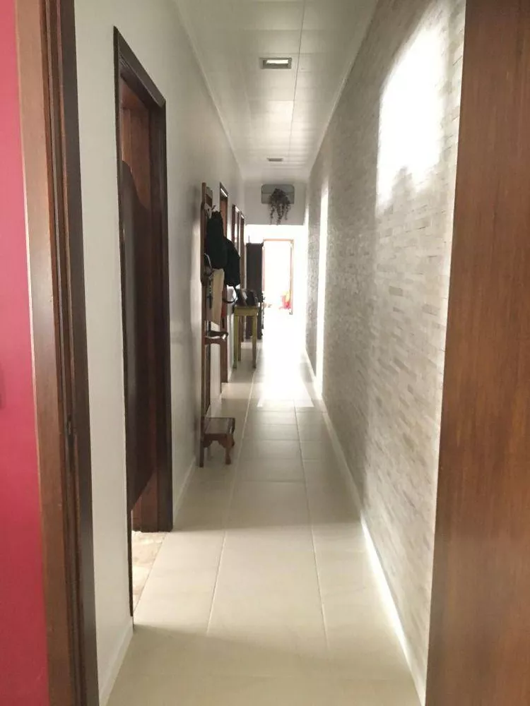 Casa, 3 quartos, 217 m² - Foto 9