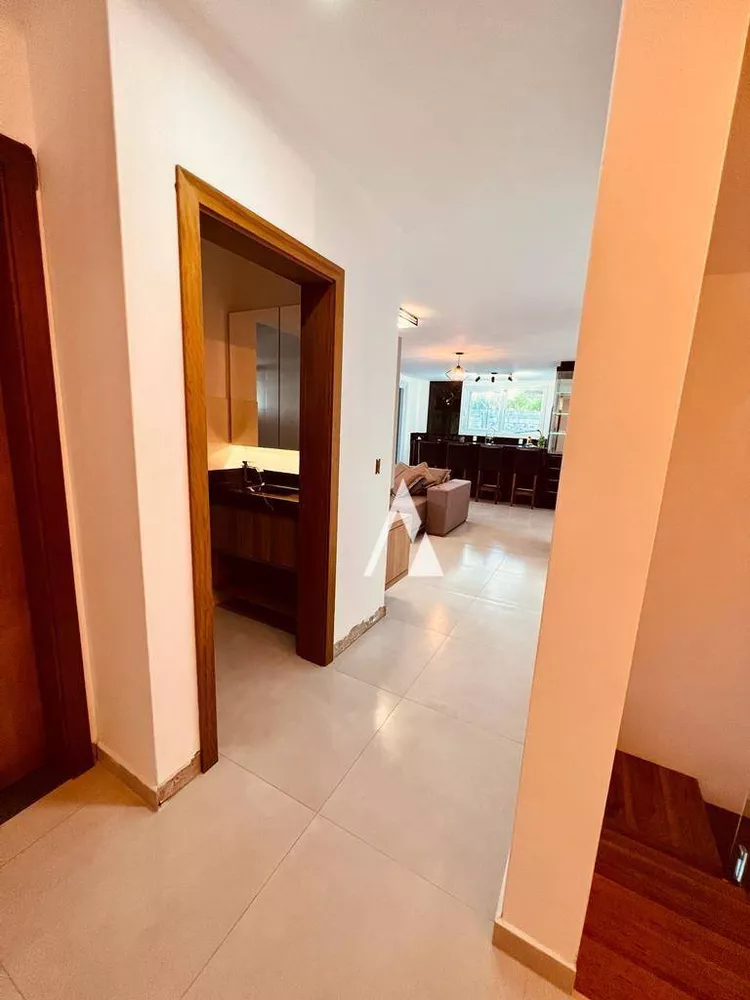 Casa, 4 quartos, 267 m² - Foto 3