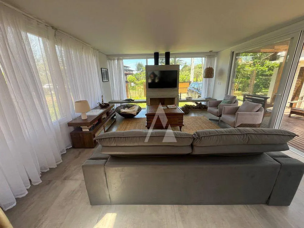 Casa, 3 quartos, 243 m² - Foto 5