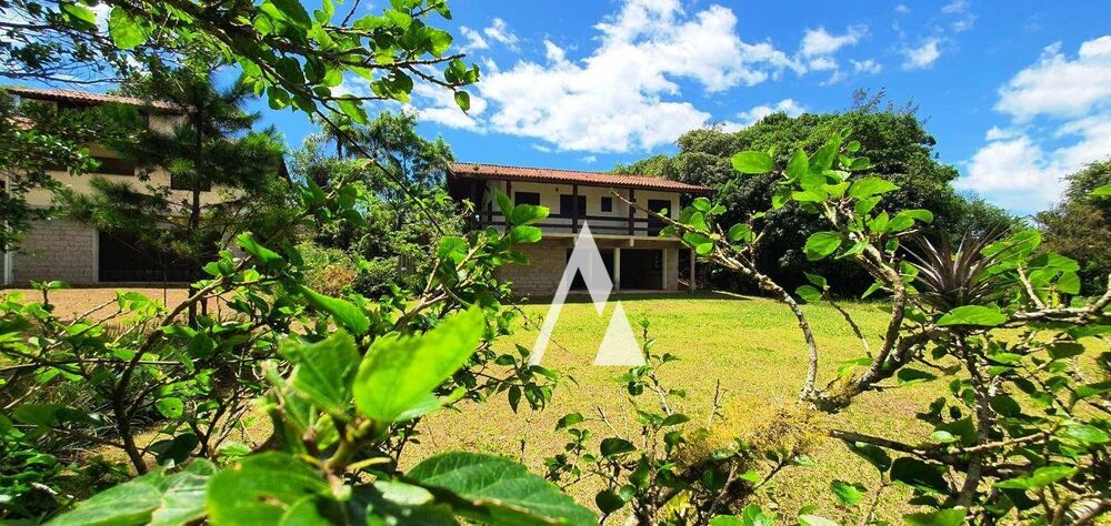 Casa, 2 quartos, 205 m² - Foto 1
