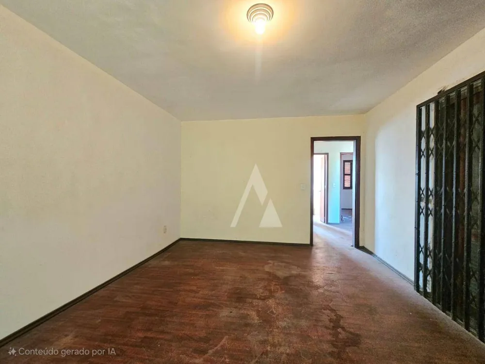 Casa, 3 quartos, 206 m² - Foto 1