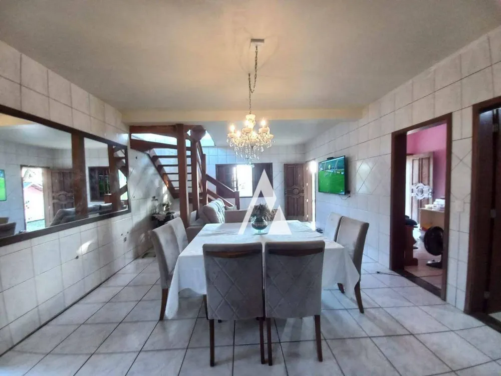 Casa, 6 quartos, 300 m² - Foto 3