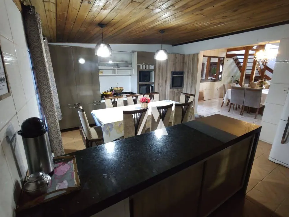 Casa, 6 quartos, 300 m² - Foto 5