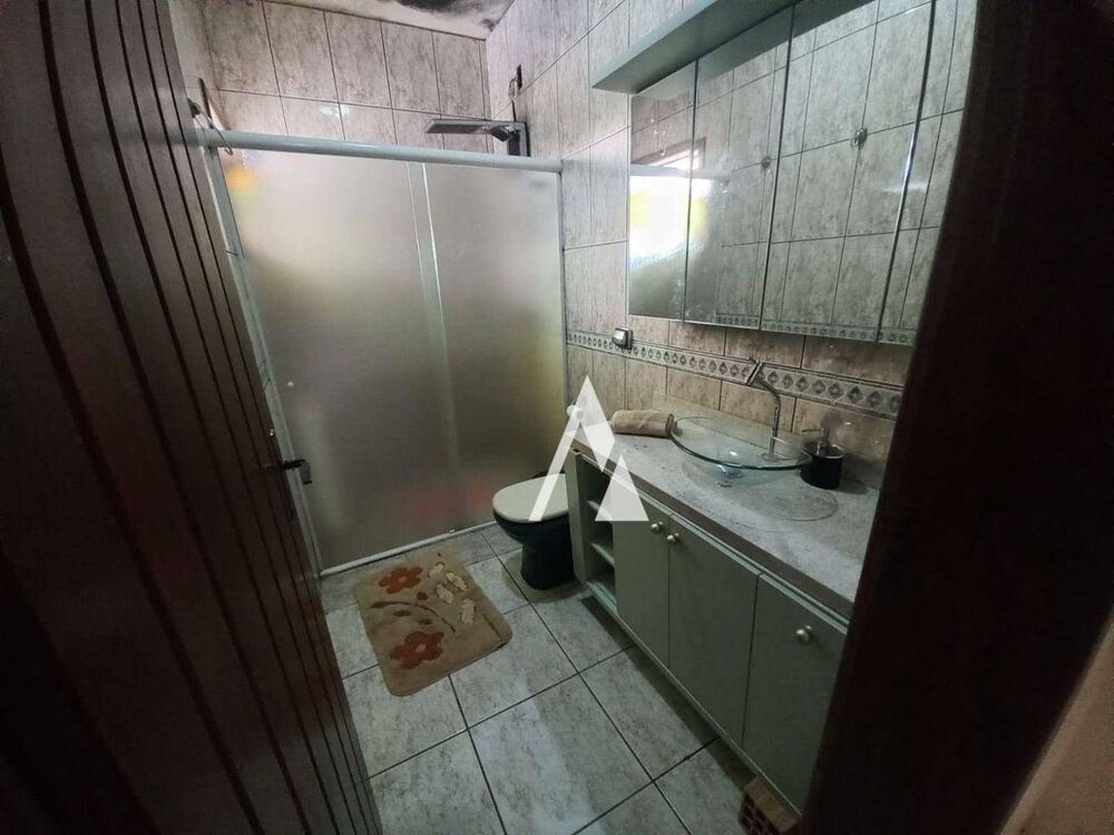 Casa, 8 quartos, 300 m² - Foto 4