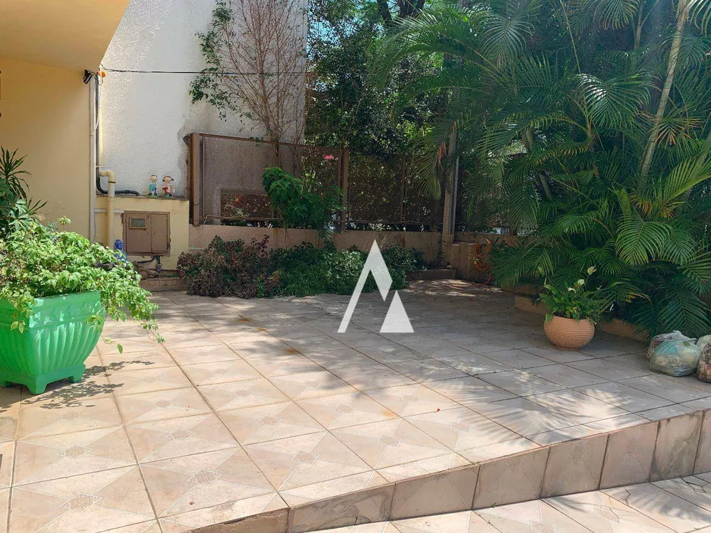Casa, 5 quartos, 212 m² - Foto 2